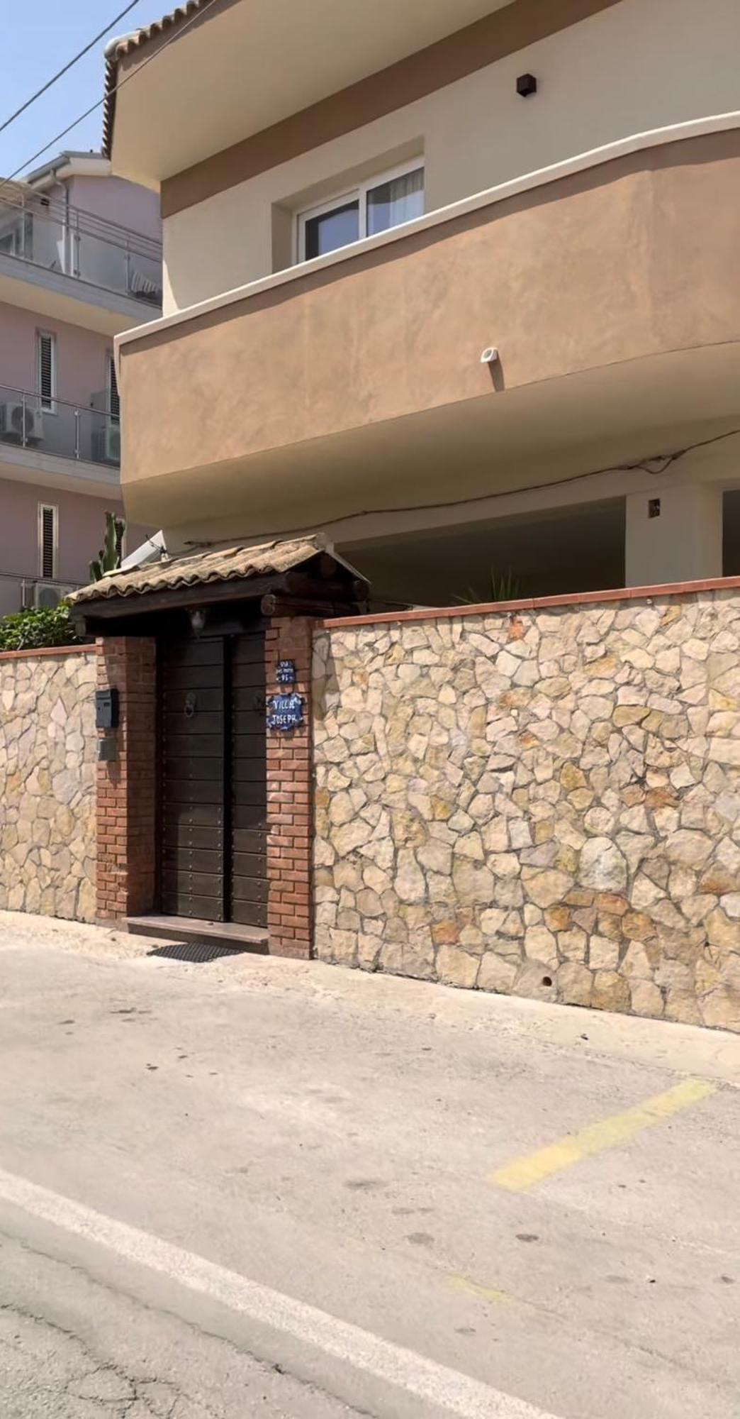 מרצאממי Villa Joseph מראה חיצוני תמונה